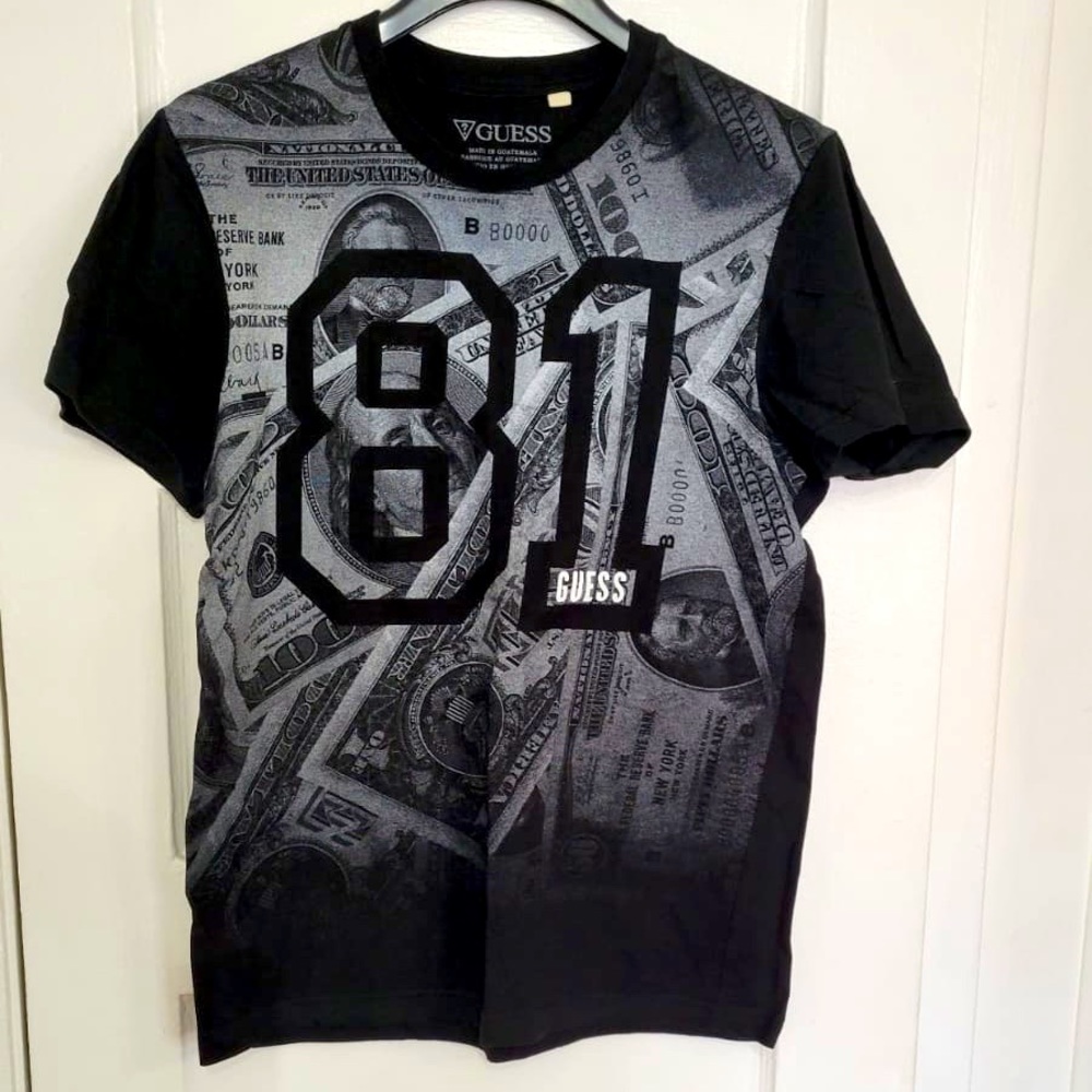 GUESS T-shirt M size